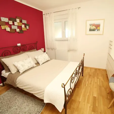 Nebo Apartment Pula
