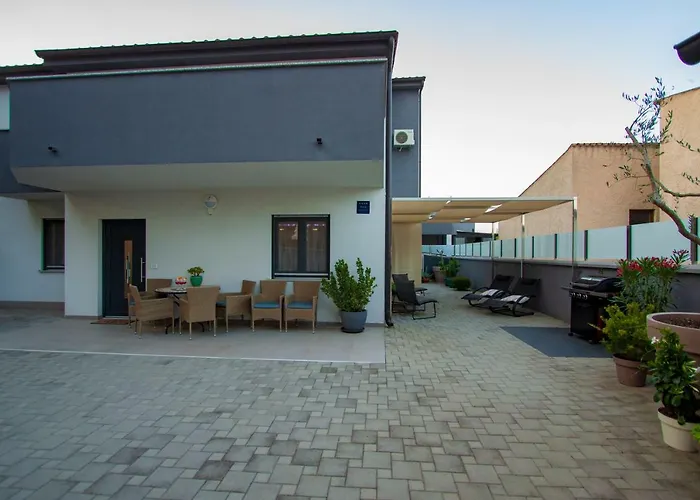 Nebo Apartment Pula